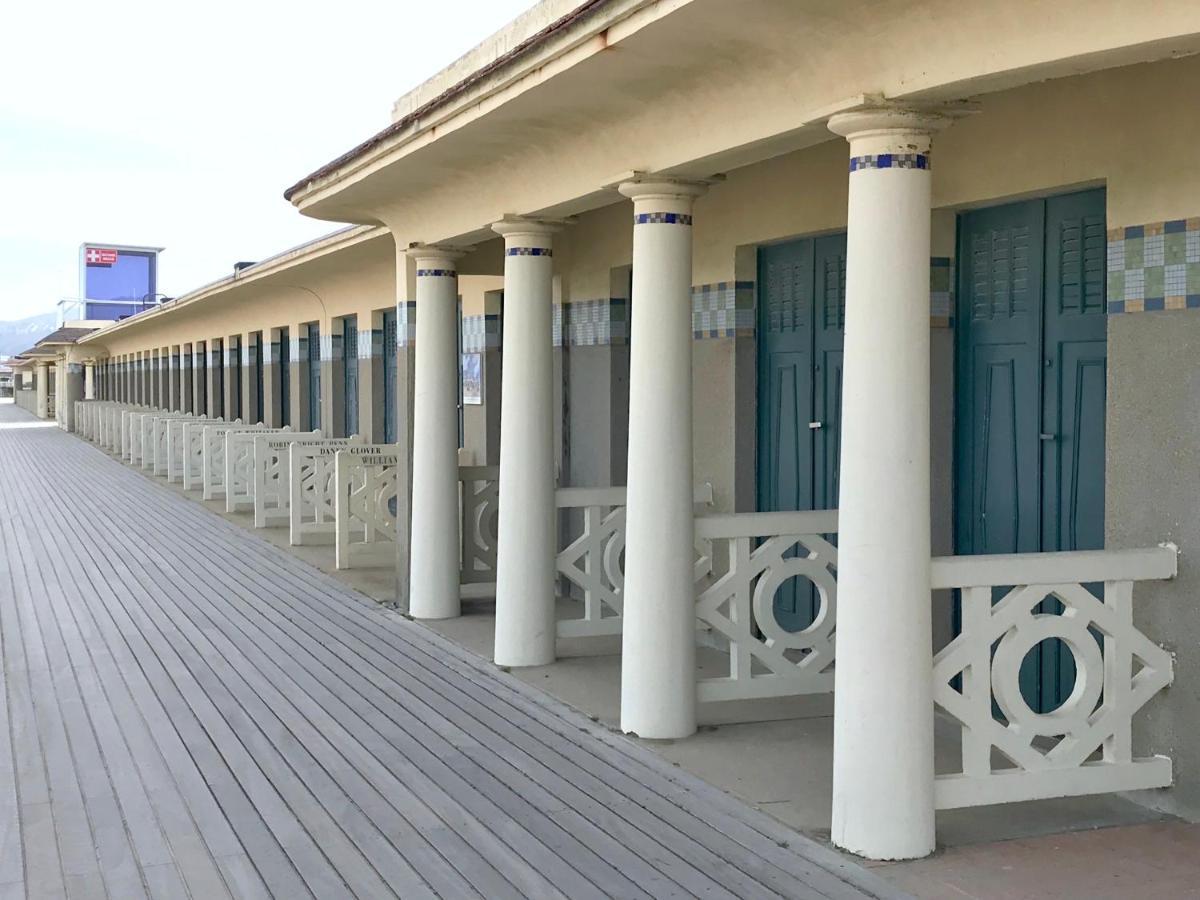 Appartement 3 Chambres Avec Roof Top A 5 Mn De La Plage Deauville Exterior foto
