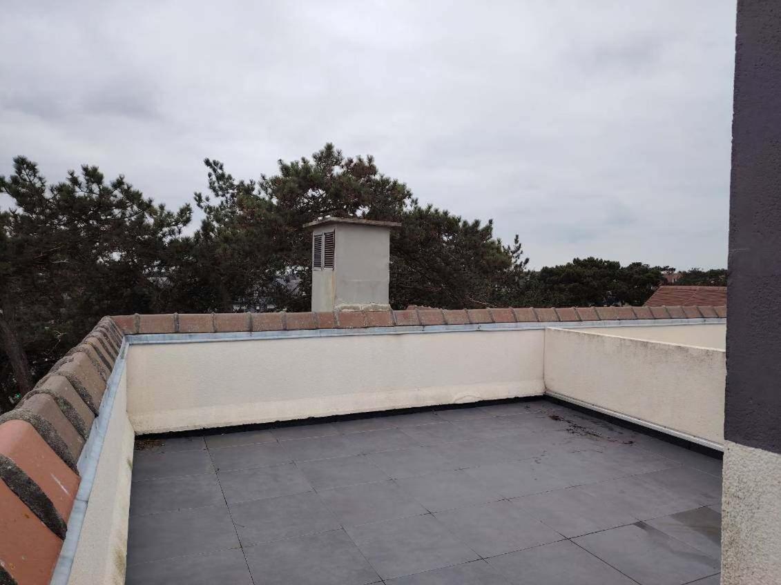 Appartement 3 Chambres Avec Roof Top A 5 Mn De La Plage Deauville Exterior foto